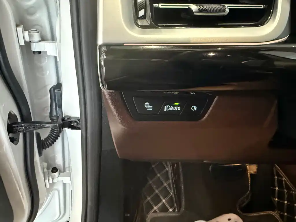 BMW X1 2023 — фото 11