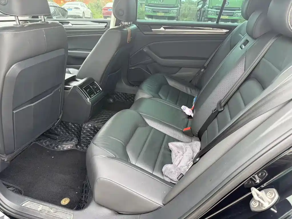 Volkswagen Phideon 2019