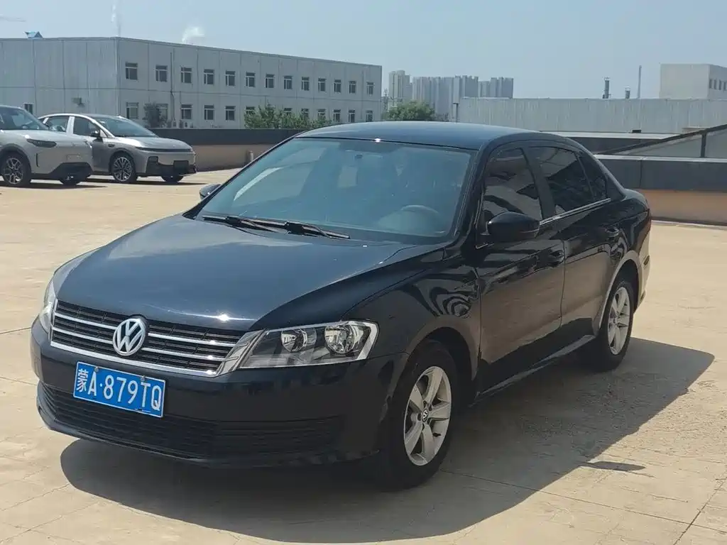 Volkswagen Lavida 2013