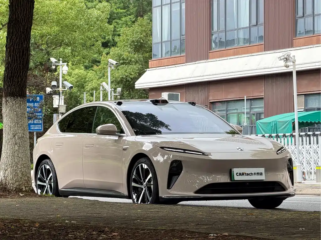 NIO ET5 2023
