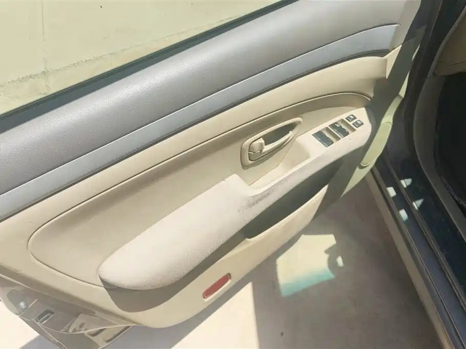 Nissan Sylphy 2015 — фото 7
