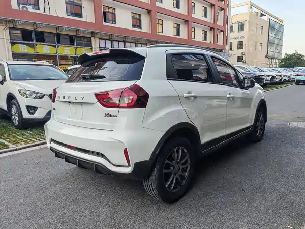 Geely Vision X3 2021