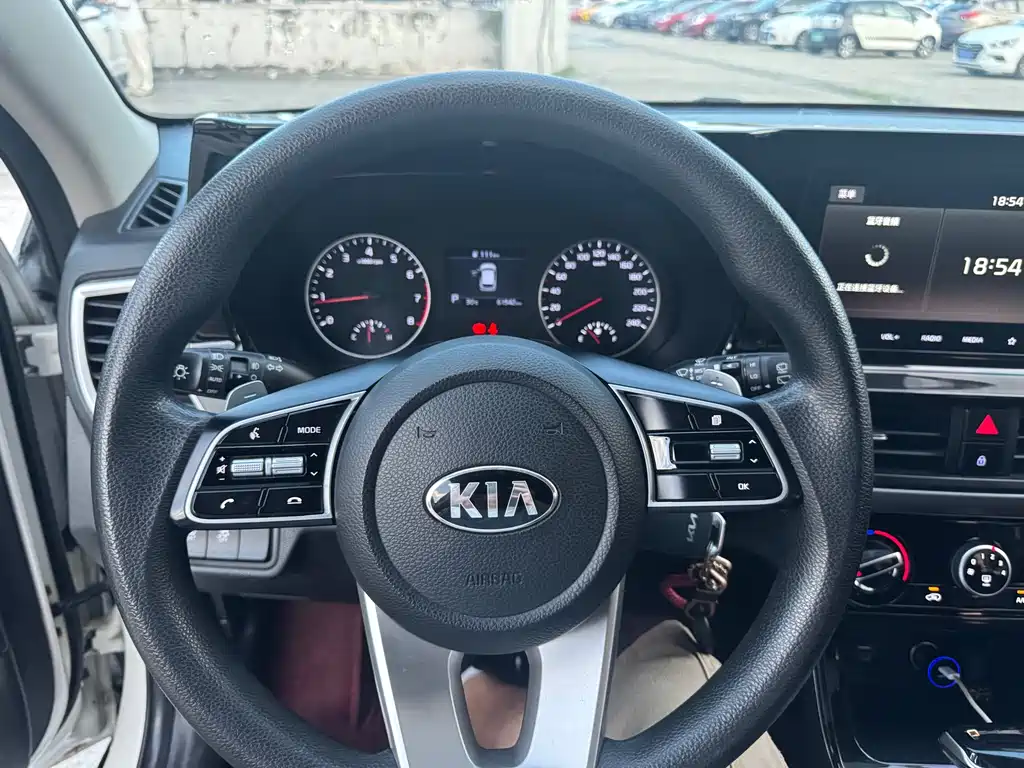 Kia KX3 2020 — фото 12