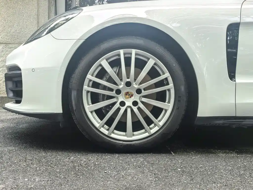 Porsche Panamera 2021 — фото 10