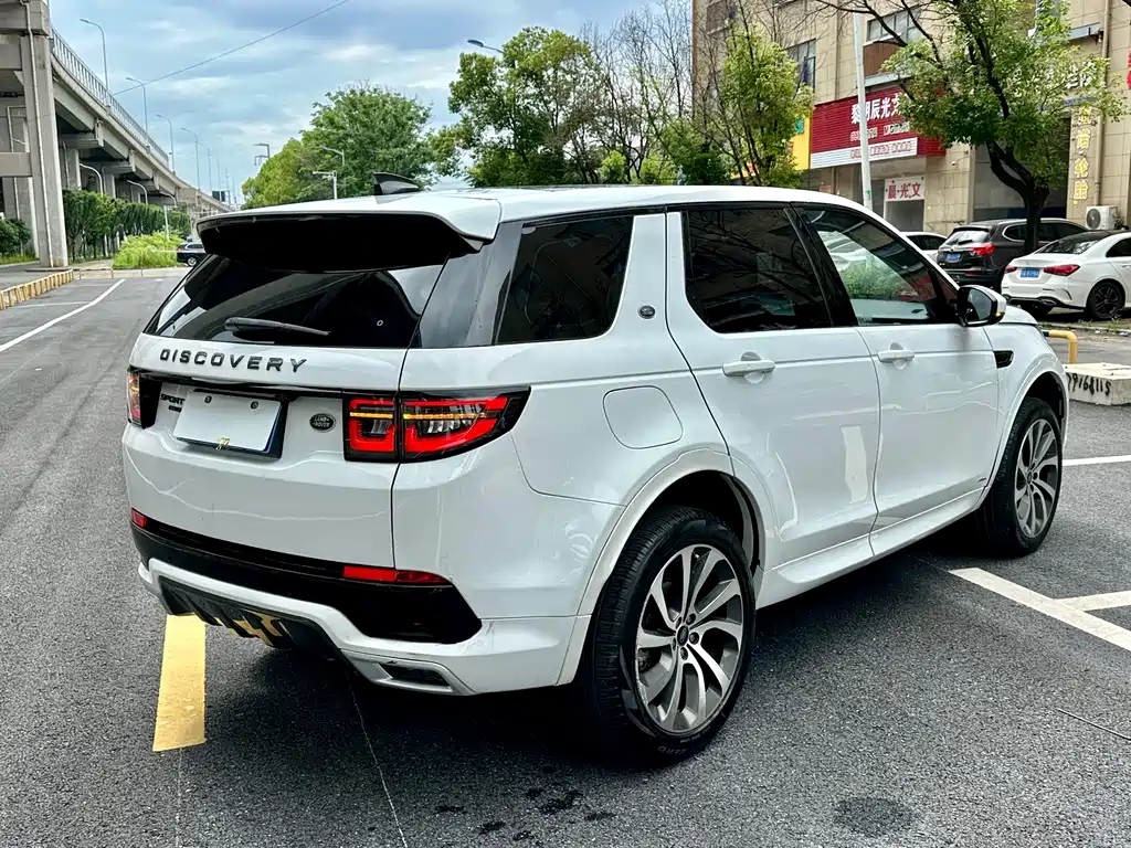 Land Rover Discovery Sport 2021 — фото 8
