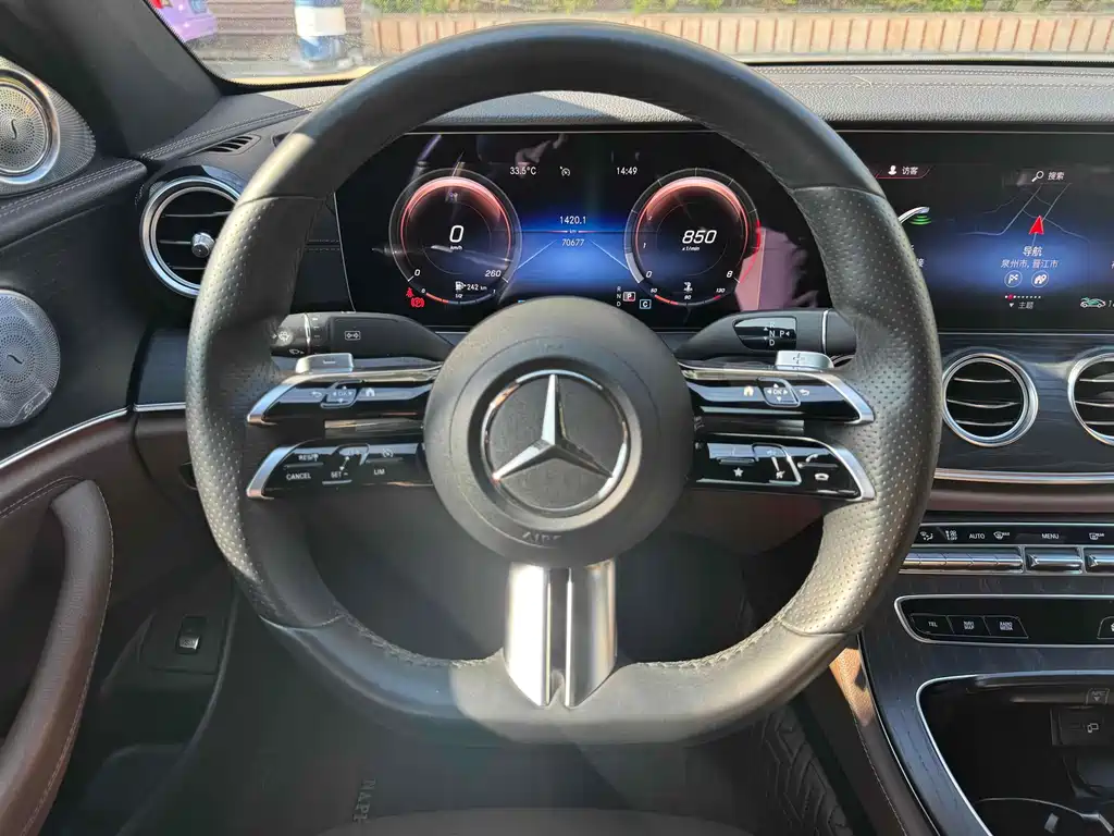 Mercedes-Benz E-Class 2021 — фото 13