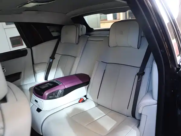 Rolls-Royce Phantom 2004