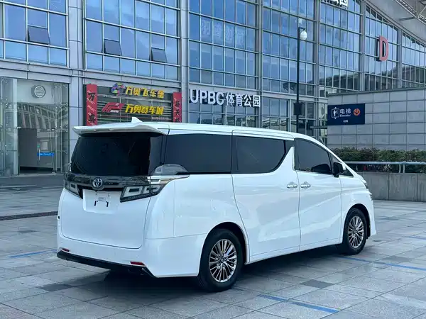 Toyota Vellfire 2021