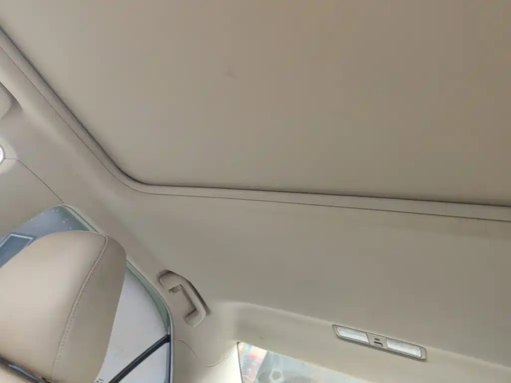 Toyota Camry 2015 — фото 11