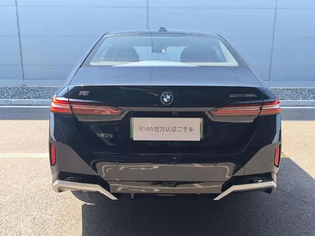BMW i5 2025 — фото 15