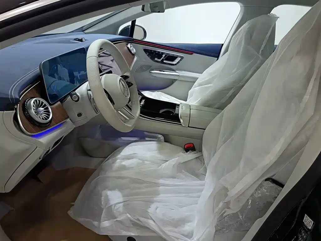 Mercedes-Benz EQE 2025