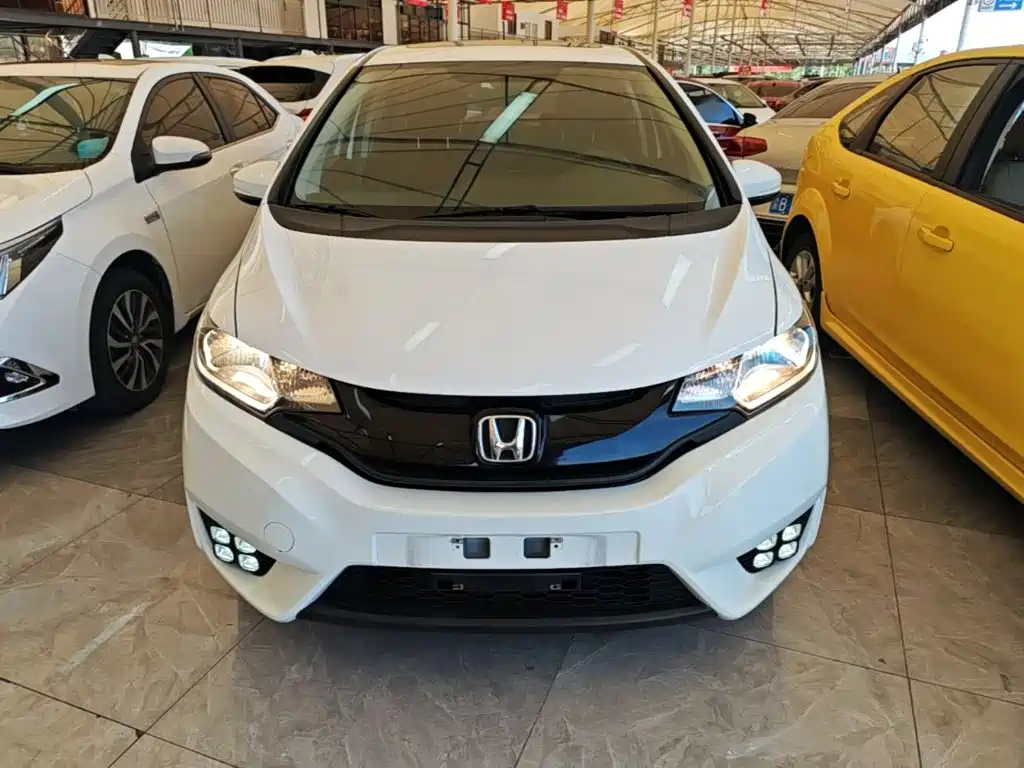 Honda Fit 2017 — фото 3