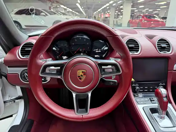 Porsche 718 2018