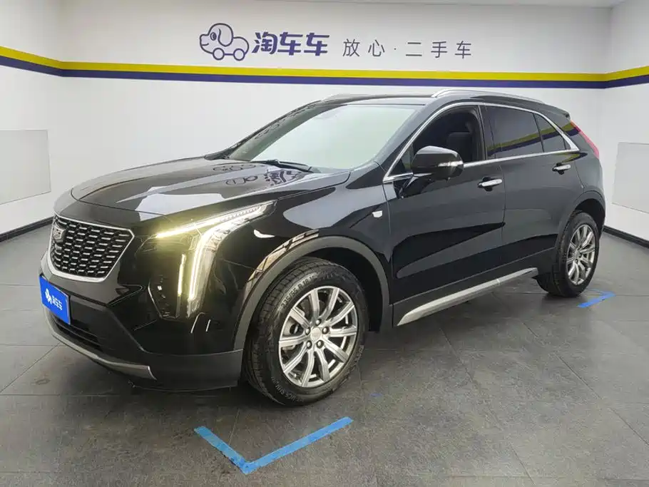 Cadillac XT4 2022 — фото 1