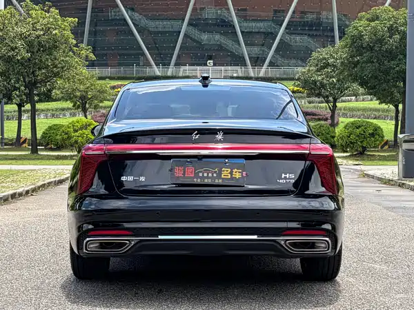 Hongqi H5 2025