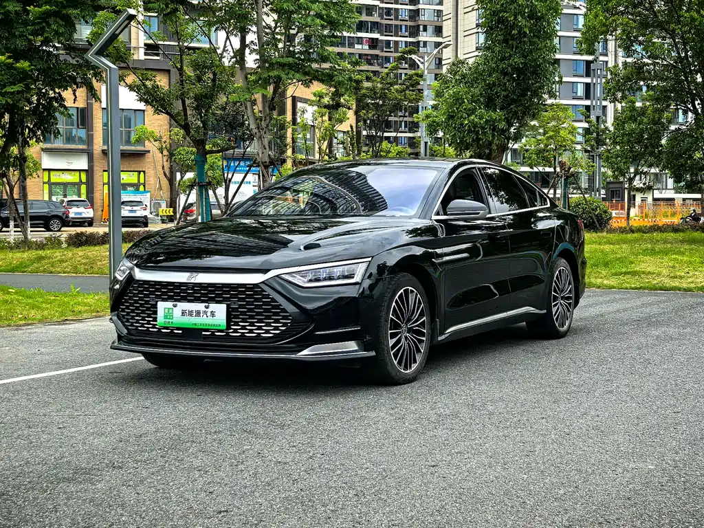 BYD Han 2021 — фото 1