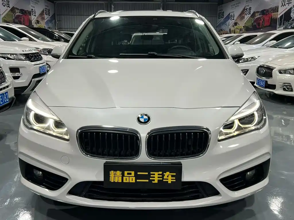 BMW 2 Series Station Wagon 2016 — фото 3
