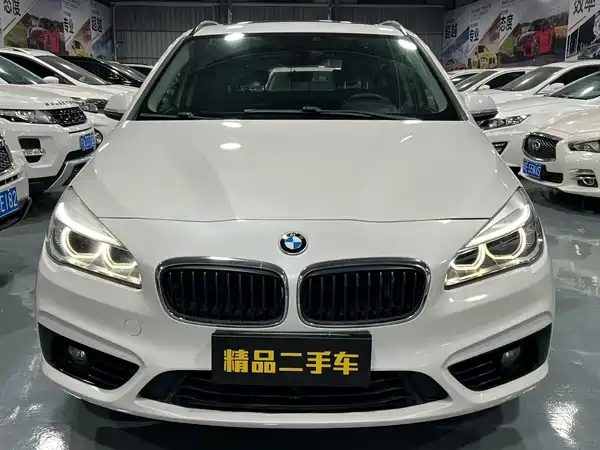 BMW 2 Series Station Wagon 2016
