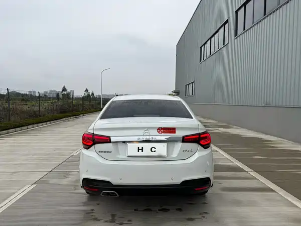 Citroën C4L 2016