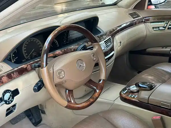Mercedes-Benz S-Class 2008