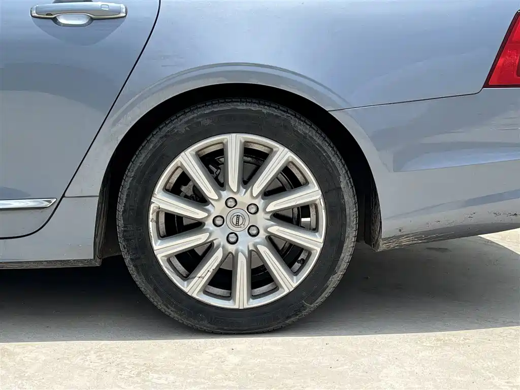 Volvo S90 2020 — фото 17