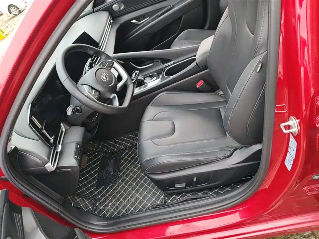 Hyundai Elantra 2022 — фото 15