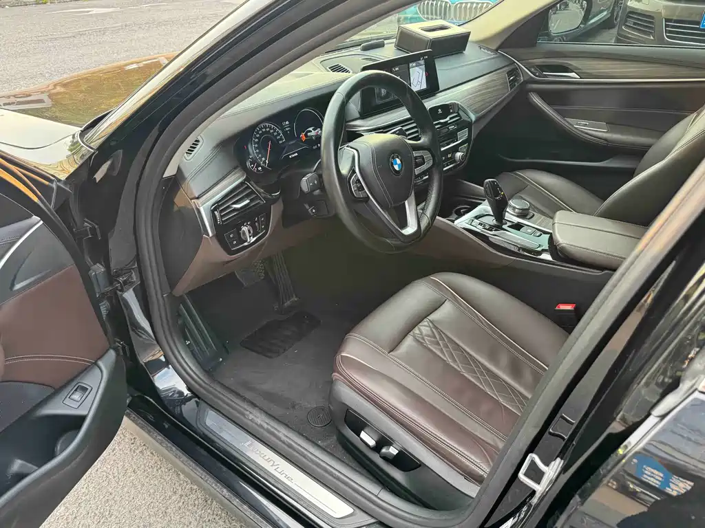 BMW 5 Series 2018