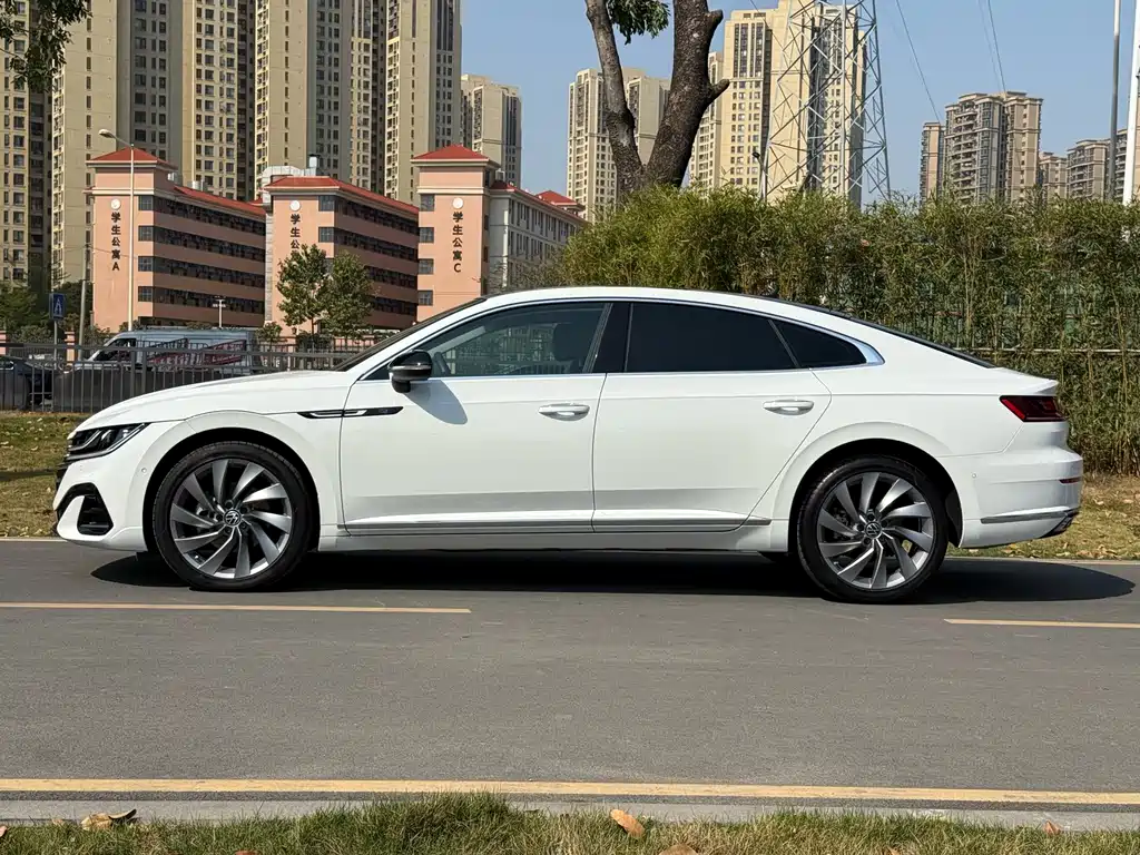 Volkswagen CC 2022 — фото 22
