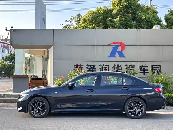 BMW 3 Series 2025