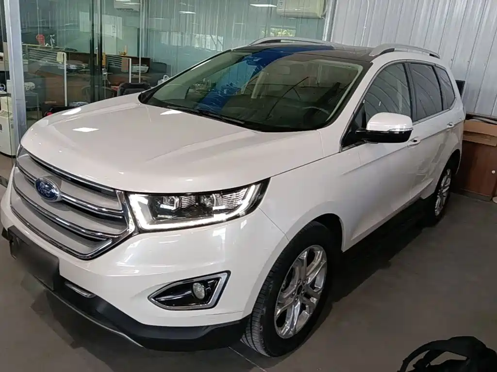 Ford Edge 2017 — фото 2