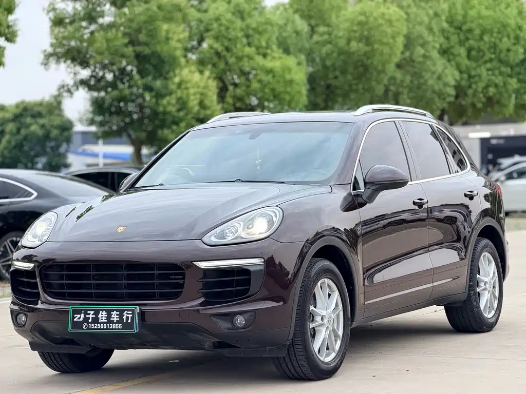 Porsche Cayenne 2017 — фото 1