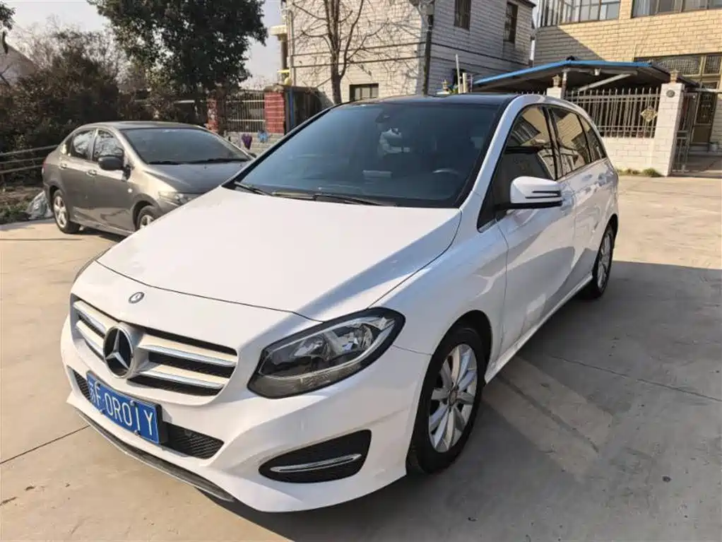 Mercedes-Benz B-Class 2016 — фото 2