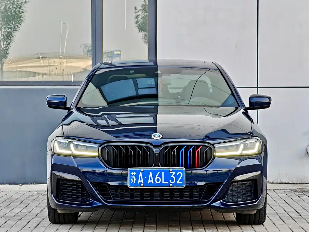 BMW 5 Series 2023