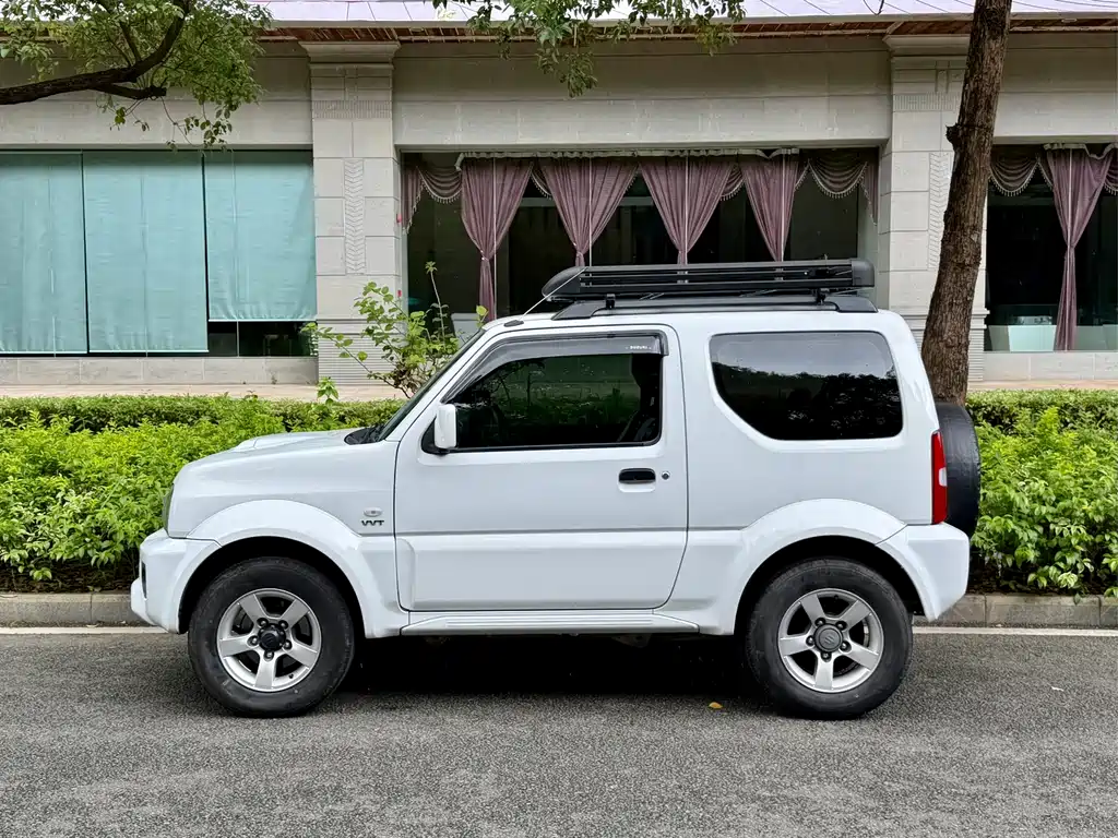 Suzuki Jimny 2014 — фото 3