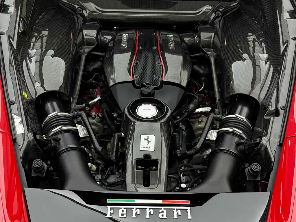 Ferrari 488 2019 — фото 12