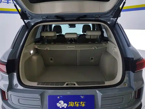 Geely ICON 2021