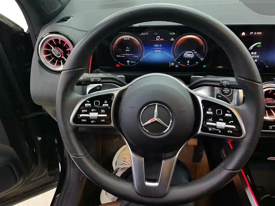Mercedes-Benz GLB 2023 — фото 14