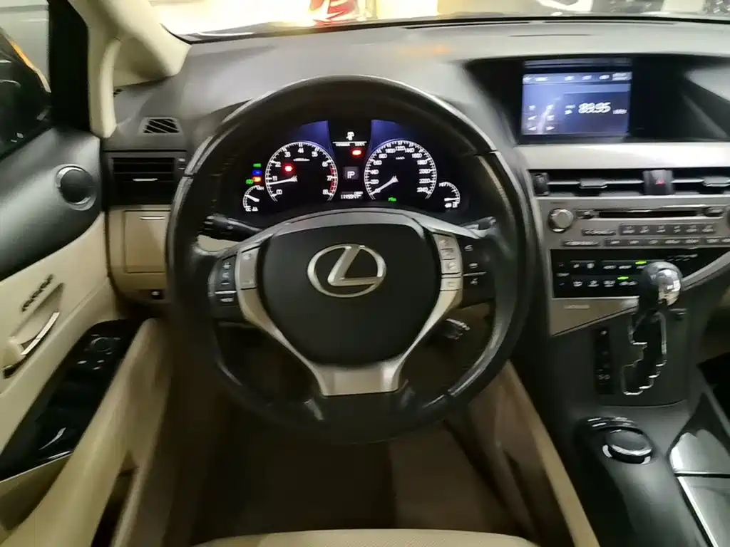 Lexus RX Classic 2015 — фото 11