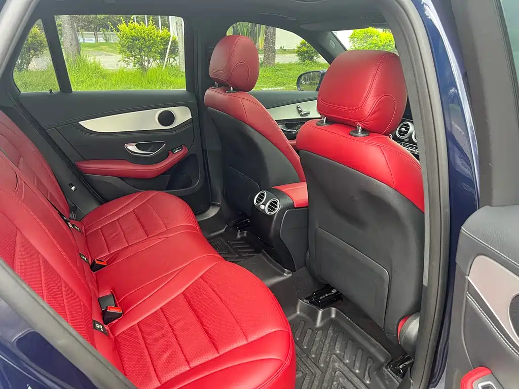 Mercedes-Benz GLC 2018 — фото 15