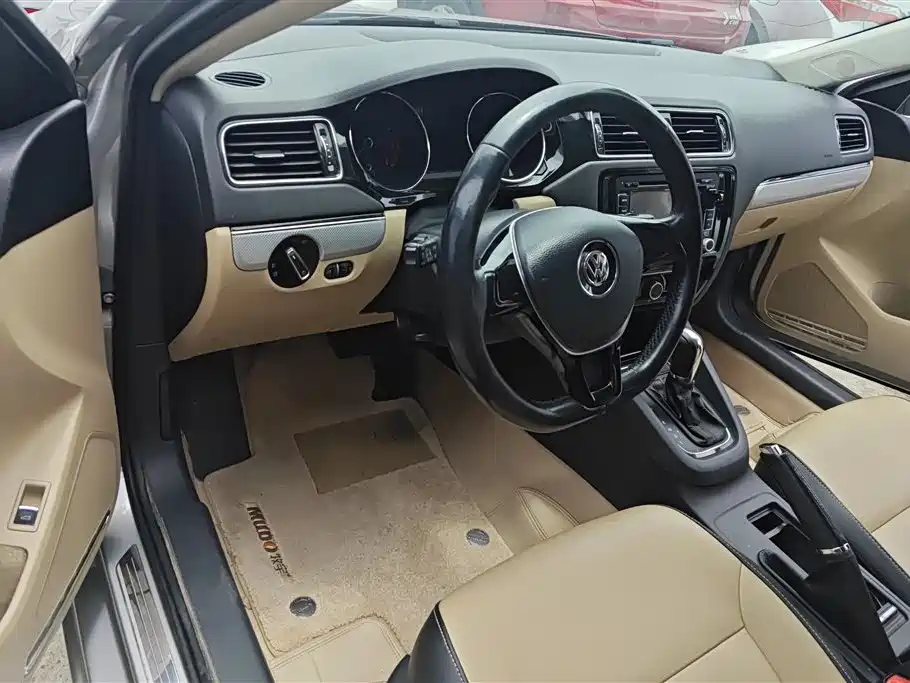 Volkswagen Sagitar 2015 — фото 12