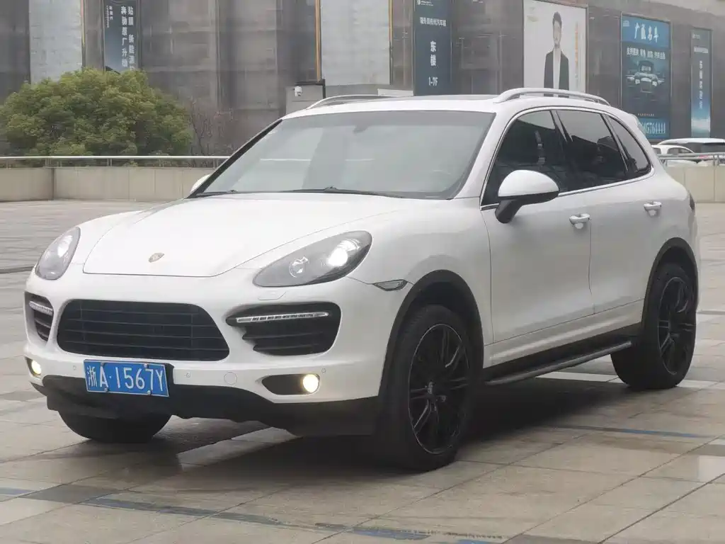 Porsche Cayenne 2014 — фото 1