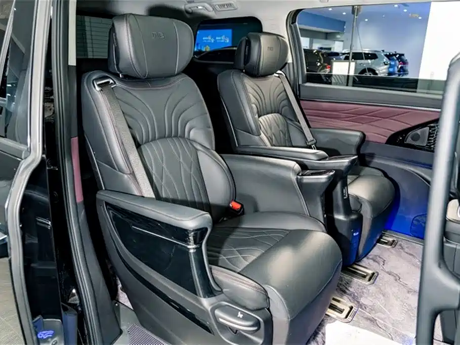 GAC Motor Trumpchi M8 2023 — фото 21