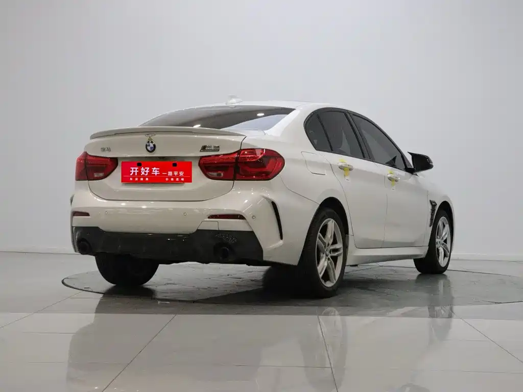 BMW 1 Series 2022