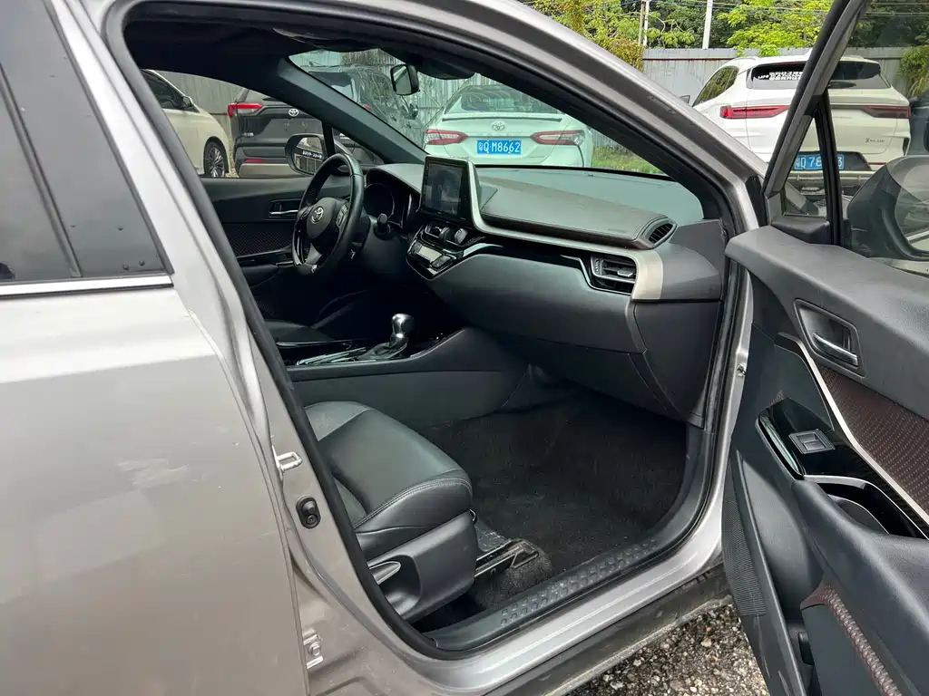 Toyota IZOA 2019 — фото 10