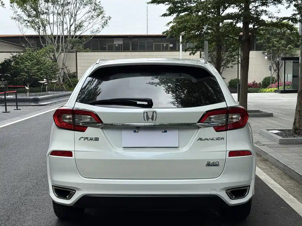 Honda Avancier 2017 — фото 11