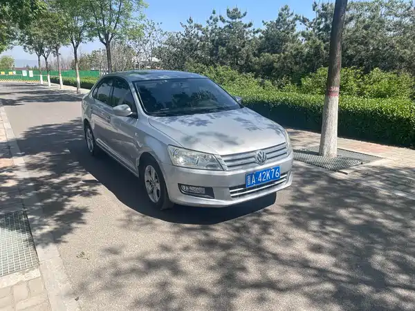 Volkswagen Santana 2013