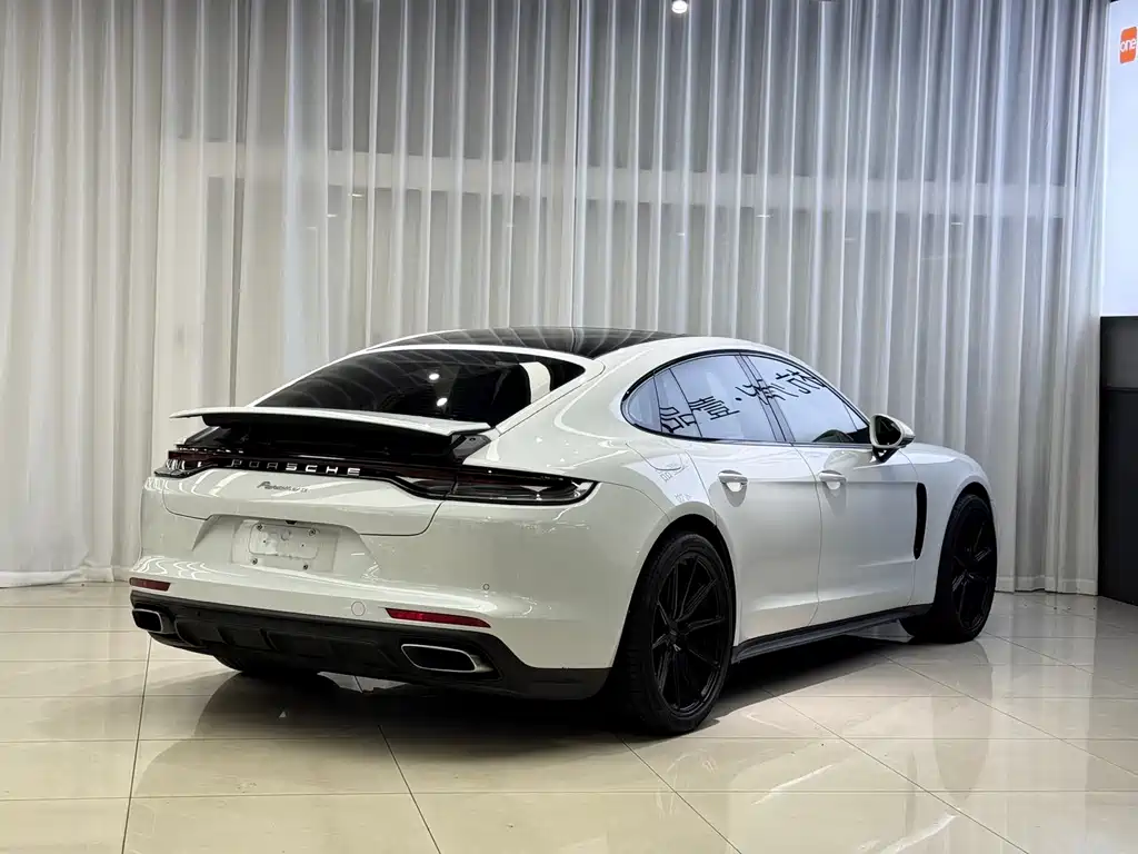 Porsche Panamera 2023 — фото 3