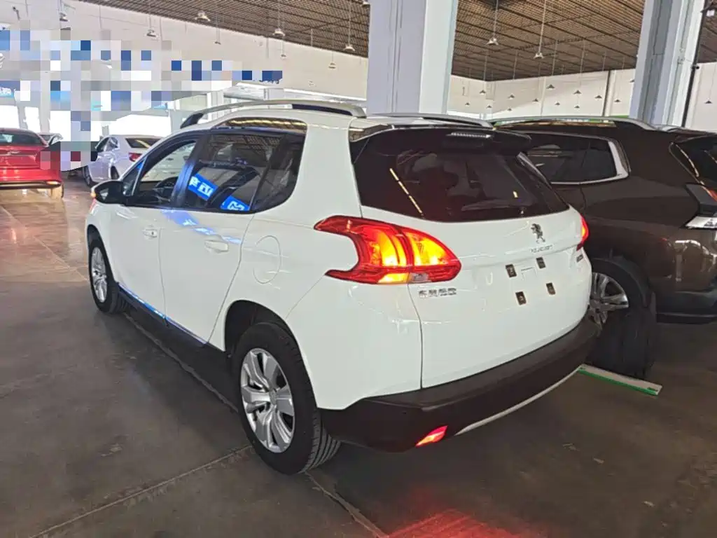 Peugeot 2008 2015