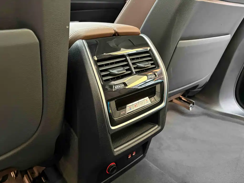 BMW X7 2022 — фото 19