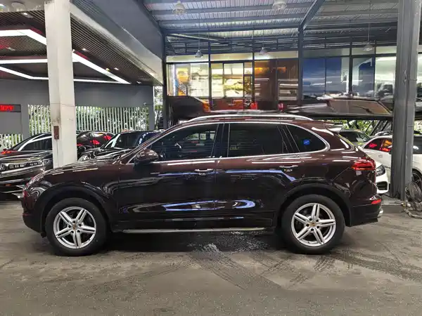 Porsche Cayenne 2015